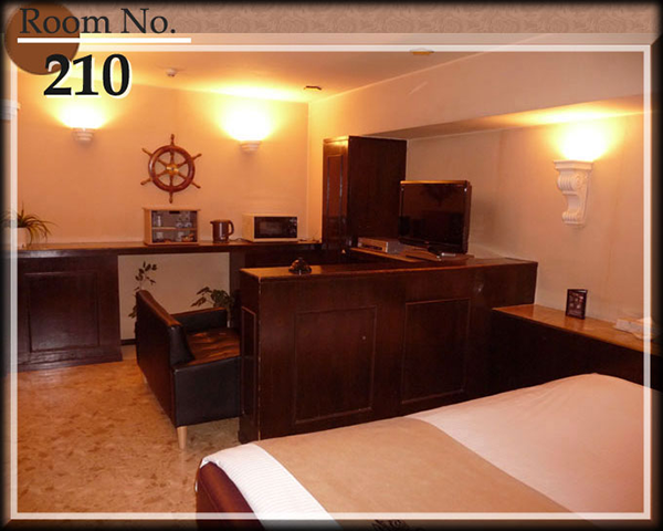 210号室