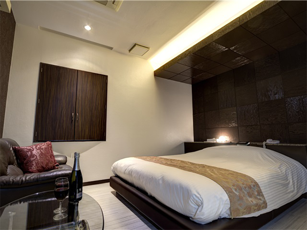 Hotel M (ホテル エム)