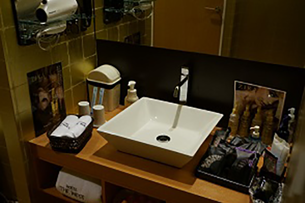 Rady♡ホテルシリーズ100×178 ホテルヒラリーズ心斎橋【 2025年最新の料金比較・口コミ・宿泊